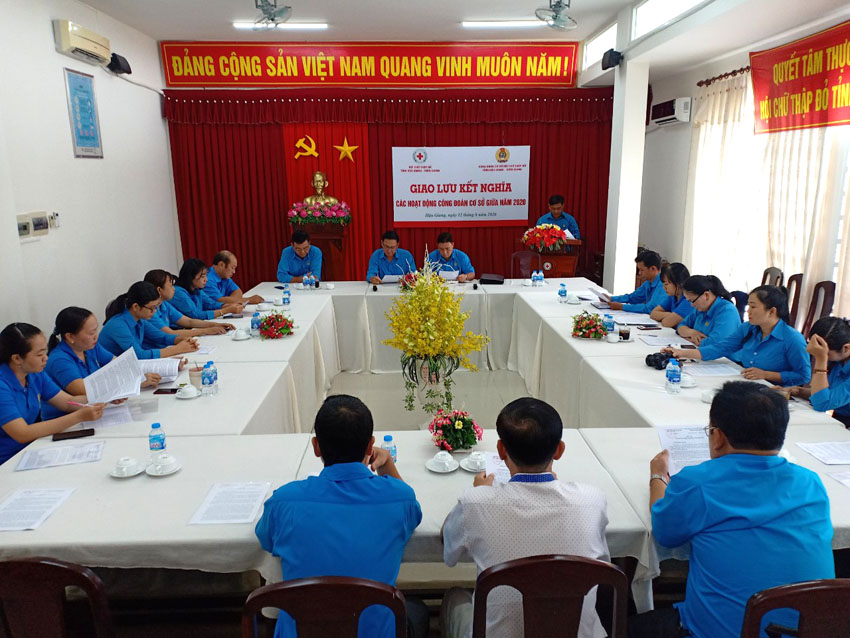 Hội Chữ thập đỏ Kiên Giang và Hậu Giang tổ chức các hoạt động giao lưu, kết nghĩa năm 2020