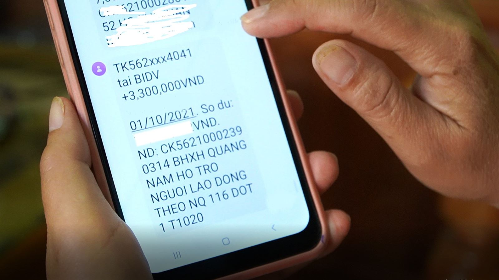 3.570 lao dộng được chi trả tiền hỗ trợ từ Quỹ Bảo hiểm thất nghiệp trong ngày đầu triển khai