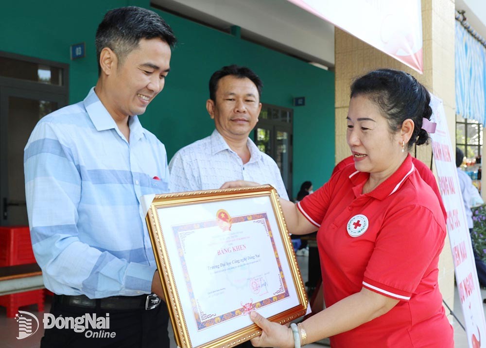 Biết ơn những người hiến máu tình nguyện