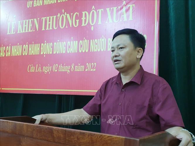 Khen thưởng các cá nhân dũng cảm cứu người đuối nước