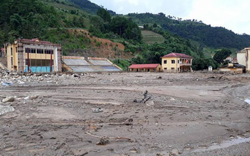 Xúc động trước tấm lòng tương thân tương ái sau lũ ở Tây Bắc