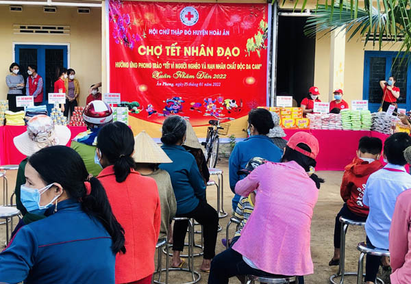 Tết ấm áp dành cho người nghèo ở Hoài Ân