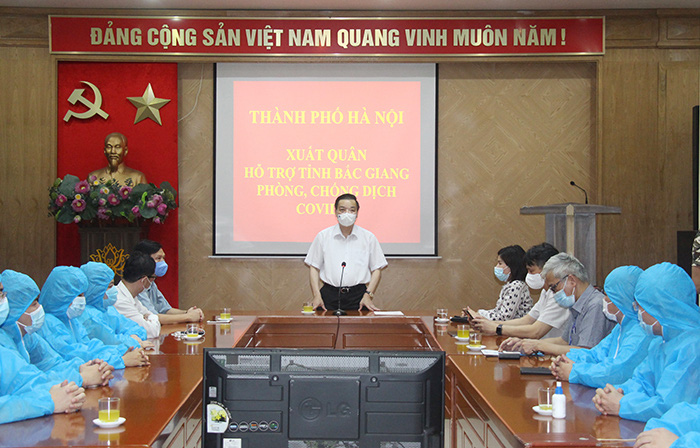 20 y, bác sĩ Hà Nội chi viện Bắc Giang phòng chống dịch COVID-19