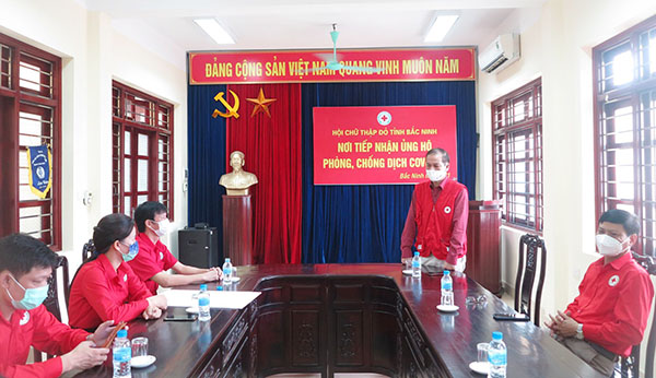Trung ương Hội Chữ thập đỏ Việt Nam hỗ trợ tỉnh Bắc Ninh 200 triệu đồng phòng, chống dịch Covid-19