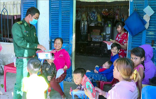 Người chiến sỹ Biên phòng Khmer hết mình vì đồng bào vùng biên