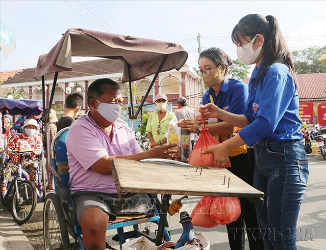 Sóc Trăng thực hiện chi trả đầy đủ chế độ chính sách cho người lao động