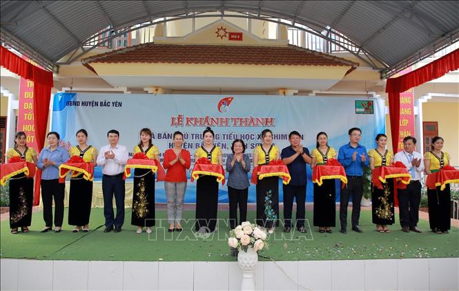 Quỹ học bổng Vừ A Dính tặng nhà bán trú cho học sinh vùng cao Sơn La