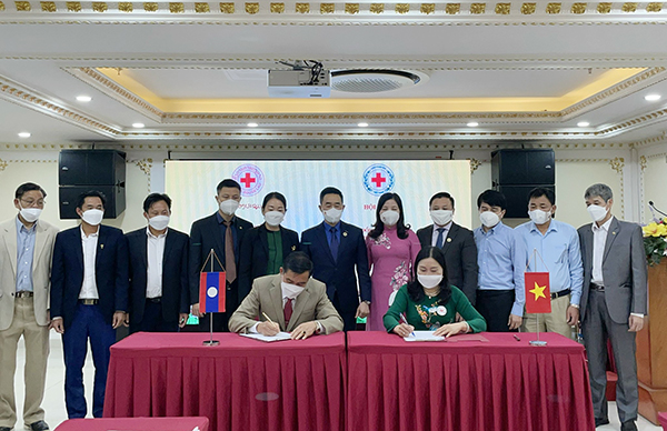 Hội Chữ thập đỏ Thanh Hóa và Hội Chữ thập đỏ tỉnh Hủa Phăn ký kết thỏa thuận hợp tác