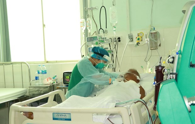 Ngày 3/5, Việt Nam ghi nhận 1.201 ca mắc mới COVID-19