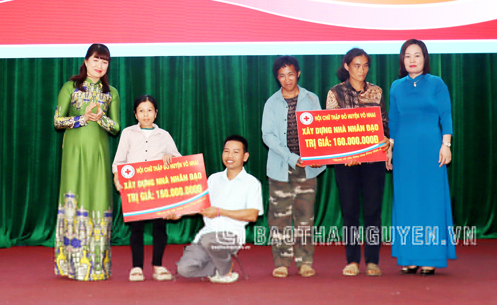 Thái Nguyên: Gần 400 triệu đồng ủng hộ Tháng Nhân đạo tại huyện Võ Nhai