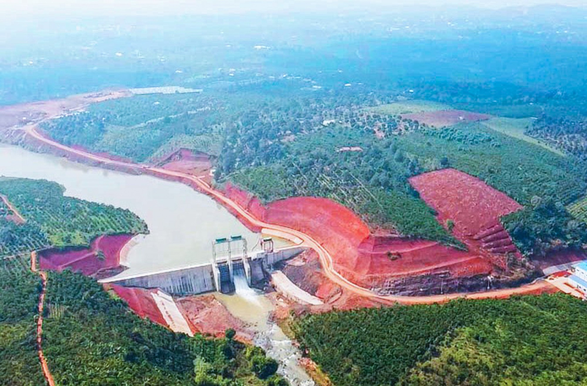 Lâm Đồng: Thủy điện xả lũ đề phòng nguy cơ lũ quét