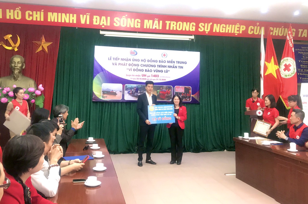 Tập đoàn MED GROUP tiếp lửa đồng bào miền Trung
