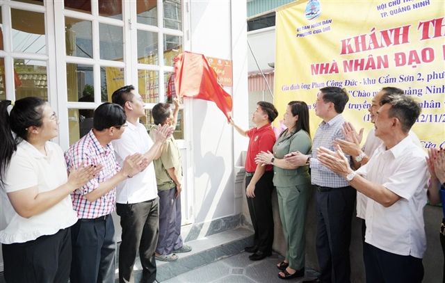 Kết nối những nhịp cầu nhân ái