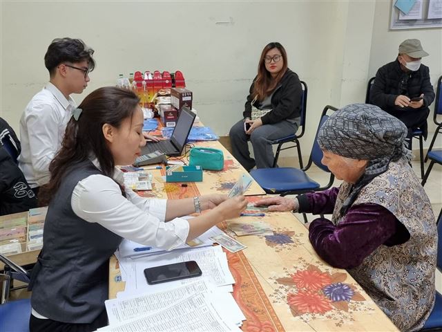 Người cao tuổi không có lương hưu sẽ được nhận trợ cấp hưu trí xã hội 500.000 đồng từ 1/7/2025