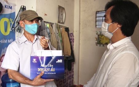 Nhịp cầu nhân ái VTV1 Ngày 04 05 2020