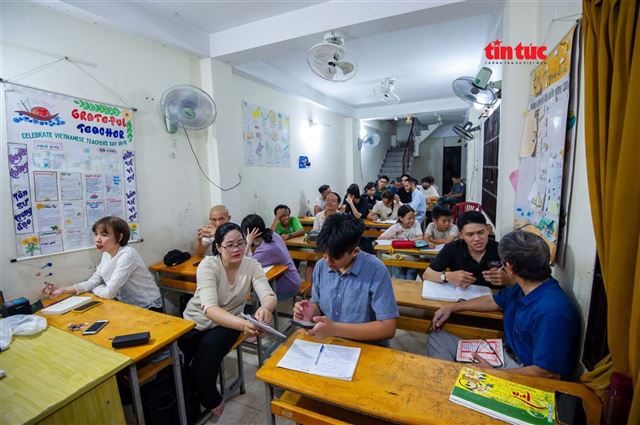 Ấm áp những lớp học ngoại ngữ ‘0 đồng’ tại TP Hồ Chí Minh