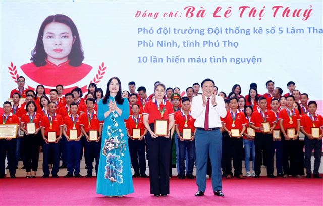 Phú Thọ: Tôn vinh 100 điển hình hiến máu tình nguyện năm 2025