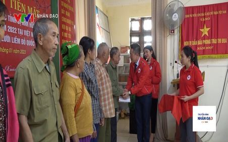 Hỗ trợ phục hồi tái thiết cho người dân các tỉnh miền Trung bị ảnh hưởng mưa lũ năm 2022 VTV1 Ngày 10.4.2023