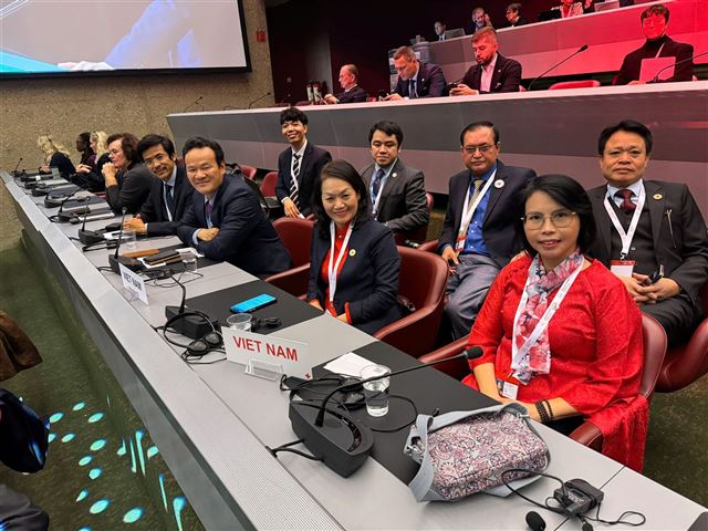 Việt Nam đóng góp vào tăng cường các hành động nhân đạo và tôn trọng Luật nhân đạo quốc tế