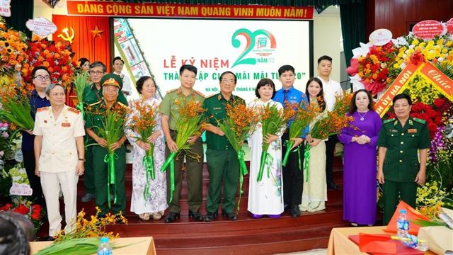 CLB ‘Mãi mãi tuổi 20’: Hành trình tri ân, lan tỏa ngọn lửa của lòng biết ơn