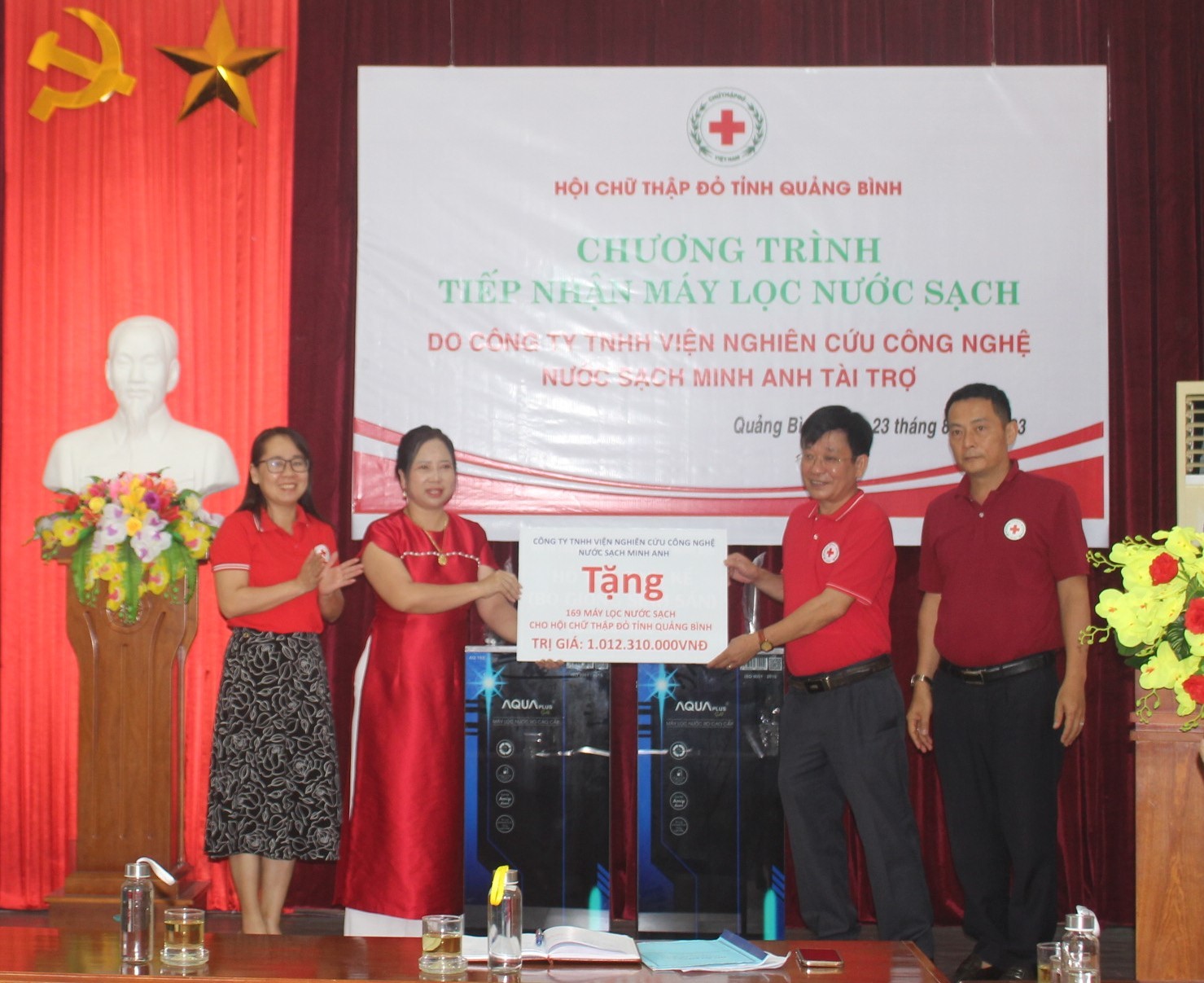 Hội Chữ thập đỏ tỉnh Quảng Bình tiếp nhận 169 máy lọc nước.