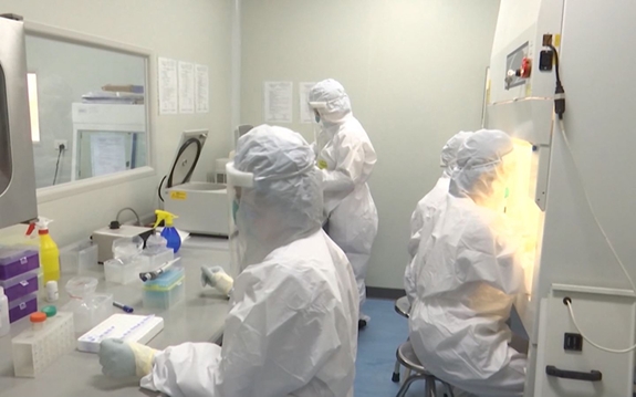 Hà Nội: Thêm 7 ca mắc Covid-19, trong đó một ca là F1 của vợ giám đốc Hacinco - Ảnh 1.