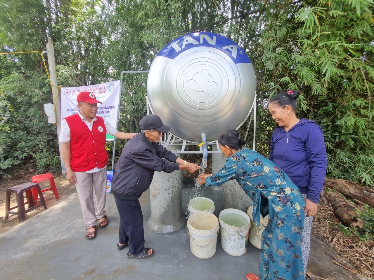 Quận Cẩm Lệ: Bàn giao công trình nhân đạo &quot;Giếng nước sạch&quot; - Ảnh 2.