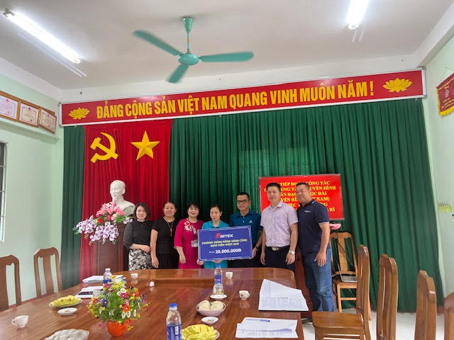Đồng hành cùng giáo viên nghèo vượt khó tại Quảng Bình
Ngày 14/3/2022 - Ảnh 2.