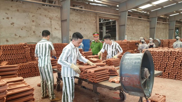 Nhiều chính sách quan trọng về kinh doanh vận tải, từ thiện, dạy nghề có hiệu lực từ 1/9 - Ảnh 3.