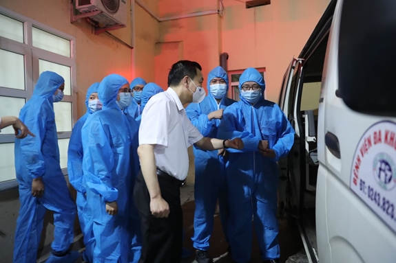 Hà Nội tổ chức xuất quân hỗ trợ tỉnh Bắc Giang phòng, chống dịch Covid-19 - Ảnh 1.