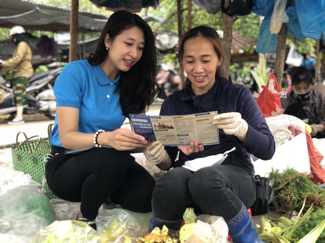 Bắc Giang tạo đột phá trong phát triển người tham gia BHXH tự nguyện - Ảnh 1.