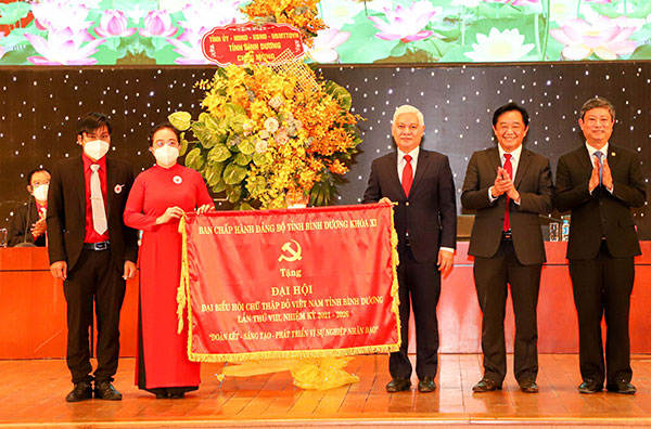 Bình Dương: Luôn hướng về cơ sở, tổ chức Hội ngày càng được củng cố, phát triển mạnh - Ảnh 1.