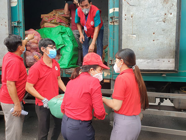 Hội Chữ thập đỏ Việt Nam triển khai Chiến dịch “Kết nối cộng đồng - Vượt qua thách thức” - Ảnh 2.