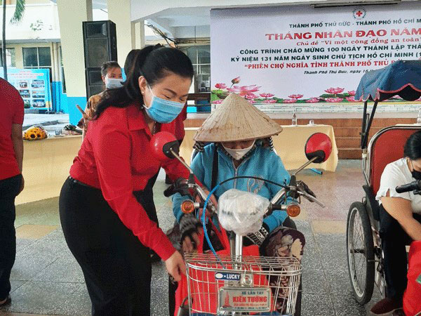 TP Hồ Chí Minh: Phiên chợ “Nghĩa tình thành phố Thủ Đức” - Ảnh 1.