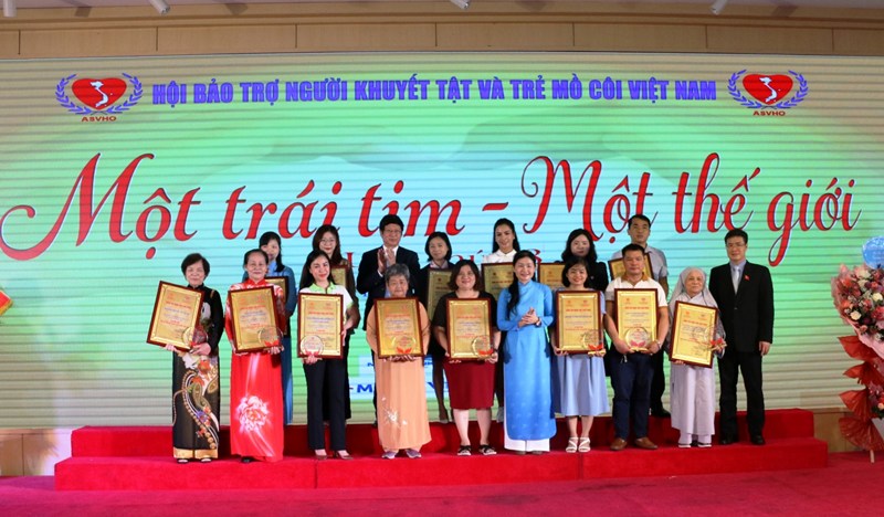 Nhiều hoạt động hỗ trợ người khuyết tật và trẻ mồ côi năm 2023 - Ảnh 2.