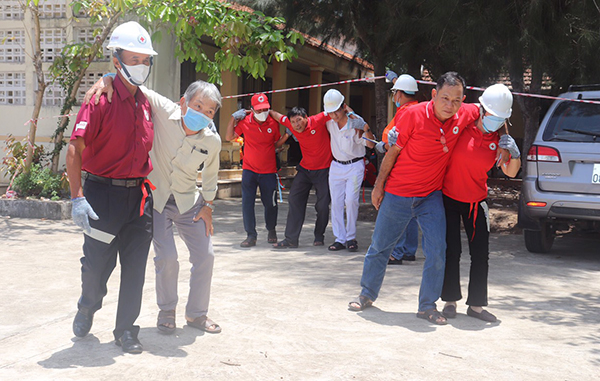 Khánh Hòa: Đẩy mạnh công tác truyền thông, tập huấn ứng phó thiên tai, thảm họa - Ảnh 2.