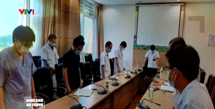 Những nốt lặng trong cuộc chiến chống COVID-19 ở Bệnh viện Bệnh Nhiệt đới Trung ương - Ảnh 2.