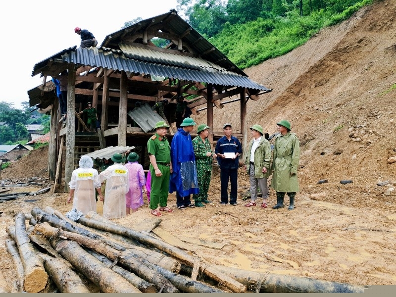 Hỗ trợ hộ nghèo xây dựng nhà phòng chống bão lũ: Nhu cầu thực tế còn rất lớn - Ảnh 1.