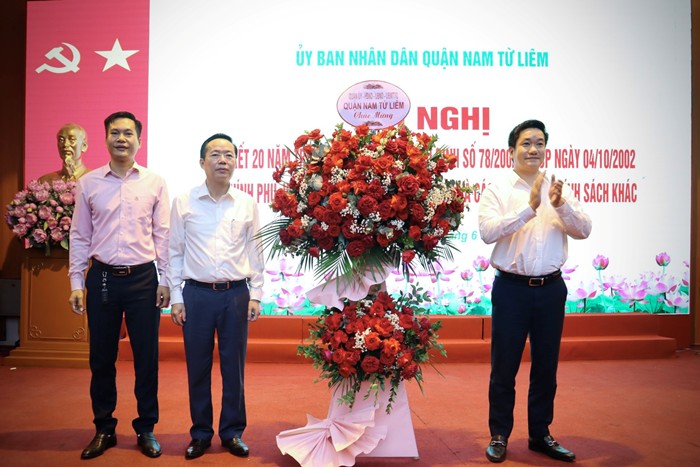 Đóng góp của vốn tín dụng chính sách vào công tác giảm nghèo, giải quyết việc làm ở quận Nam Từ Liêm - Ảnh 4.