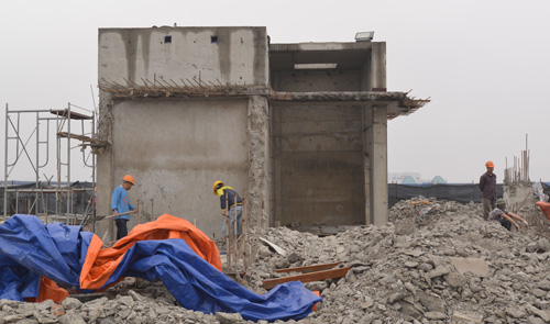 hon-3-thang-ha-noi-chua-cuong-che-xong-tum-nha-8b-le-truc-1