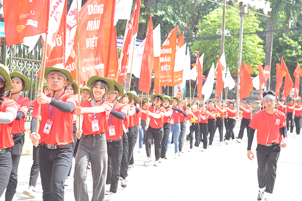 Thái Nguyên: Ngàn trái tim hồng đón “Hành trình Đỏ” năm 2022 - Ảnh 4.